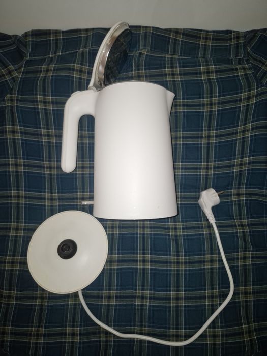 Magio Електрочайник 1.5л