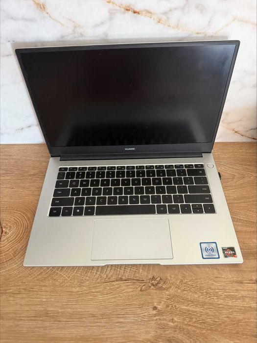 laptop Huawei MateBook D 14, Ryzen 7, 8 GB RAM, SSD 512 GB, Windows 11