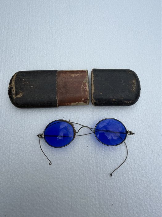 stare binokle / okulary w stylu retro,
