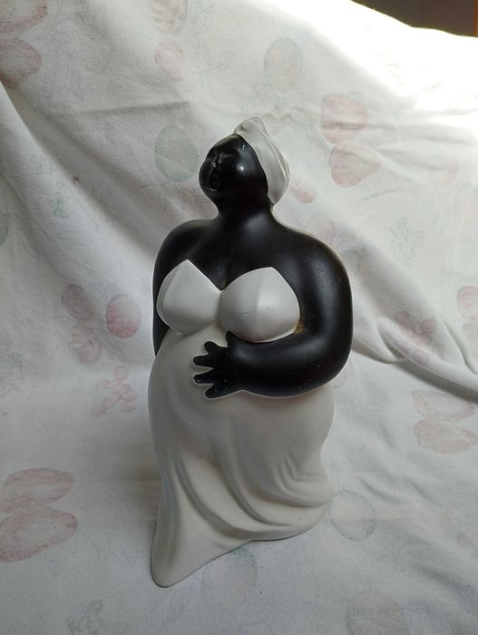 objeto decorativo senhora