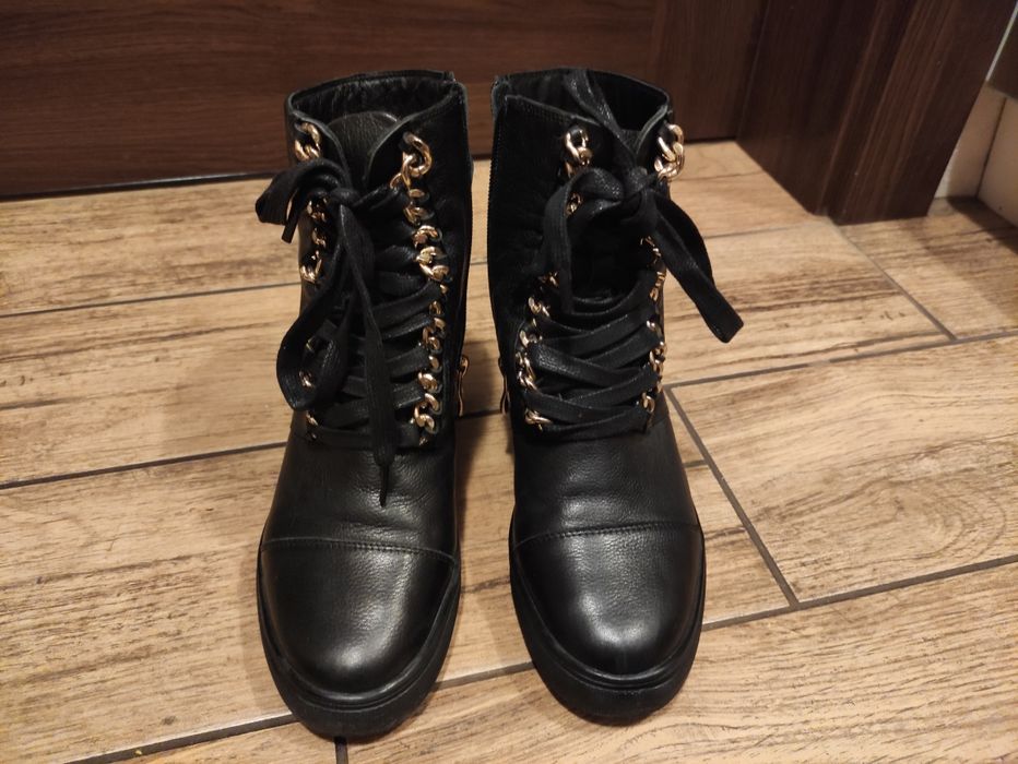 Buty wittchen na koturnie