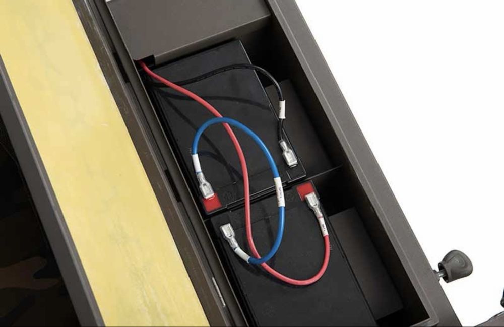 Fox Transporter 24V Power Plus Barrow (Including 2 x 9 Ah 12V Batteries and Charger) - taczka karpiowa