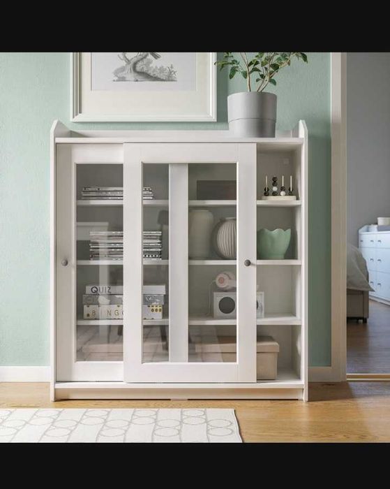 Vitrines brancas ikea