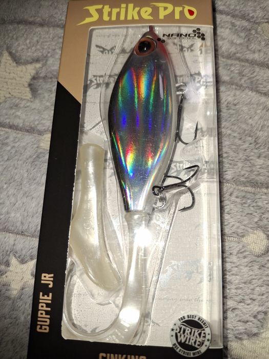 Воблер ( джерк)Strike Pro Guppie Jr Sinking 110S 70г