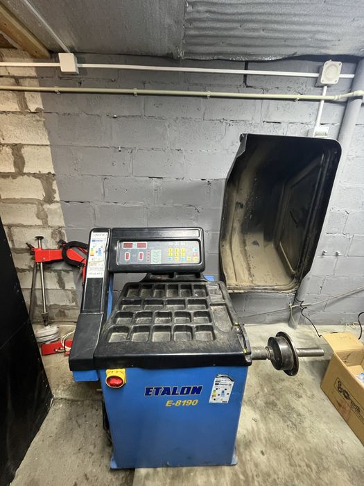 Продам, станок для балансування колес