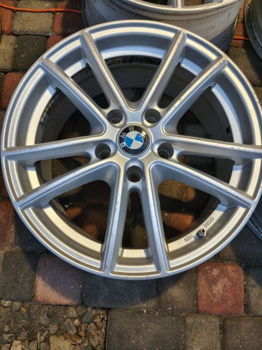Felgi aluminiowe 17 BMW E90 E91 E92 F10 F11  5x120
