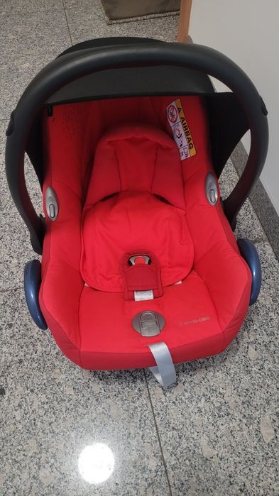 Nosidełko Maxi-Cosi Cabriofix czerwone