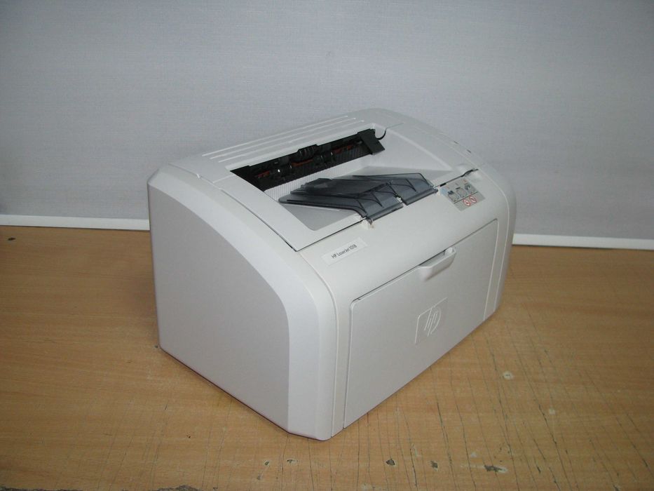 Принтер HP LaserJet 1018 з Європи