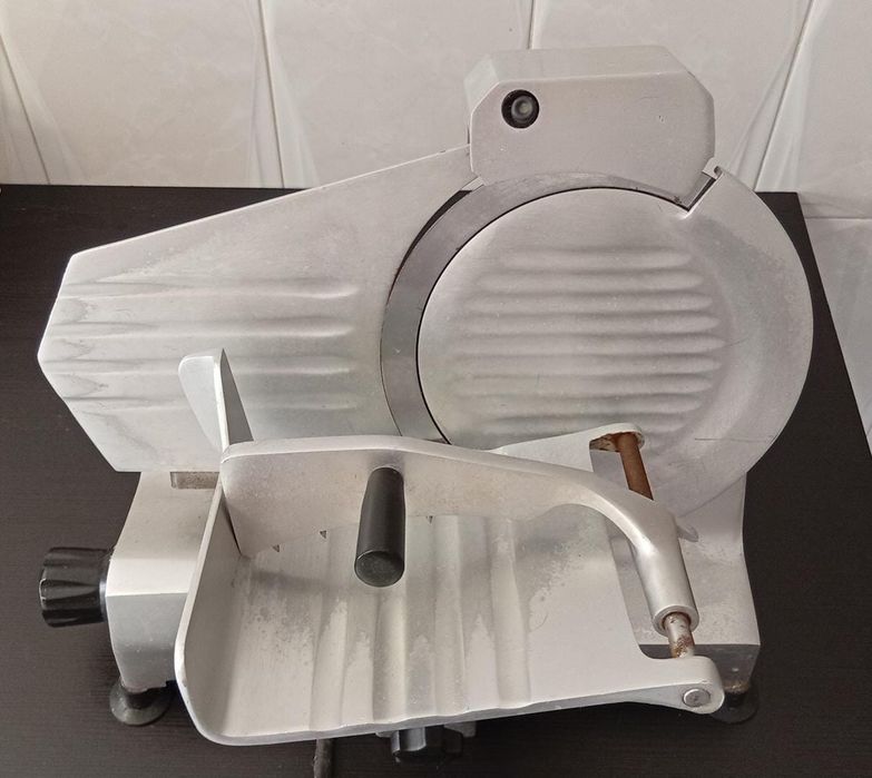 Fiambreira para vender