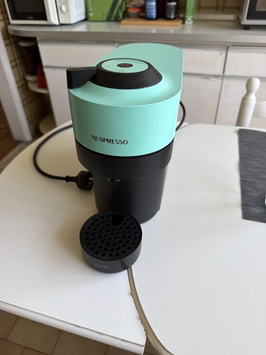 Máquina de café nespresso KRUPS