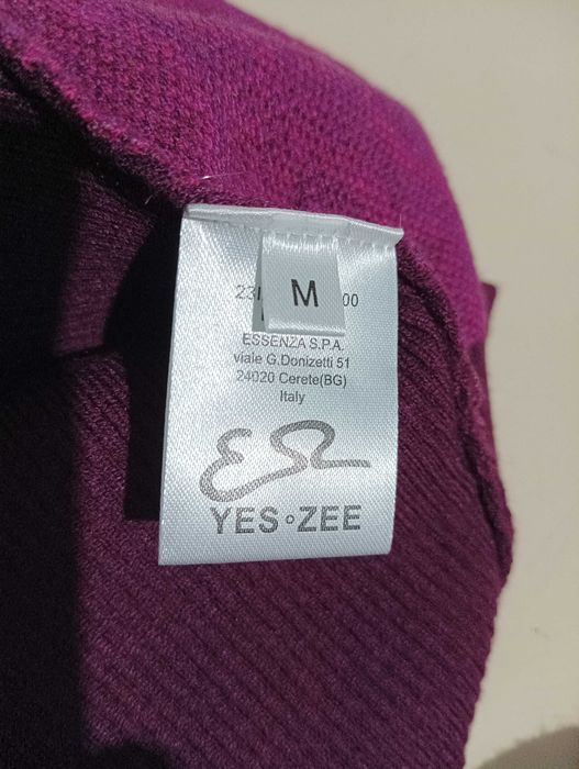 Casaco de malha com decote em V