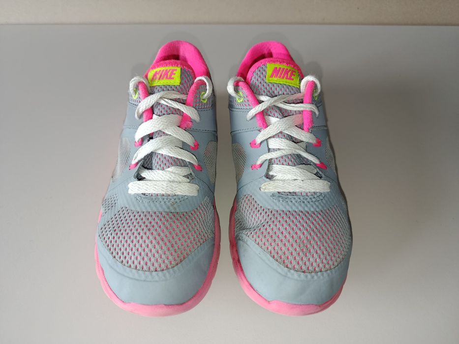 Nike nr 33.5--22.5 cm