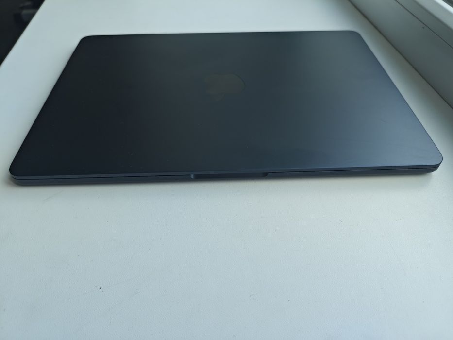 MacBook Air m4 16/256