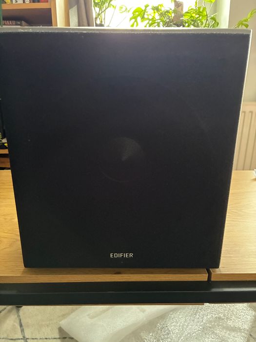 Sprzedam subwoofer Edifier T5 na gwarancji jeszcze 17 miesięcy