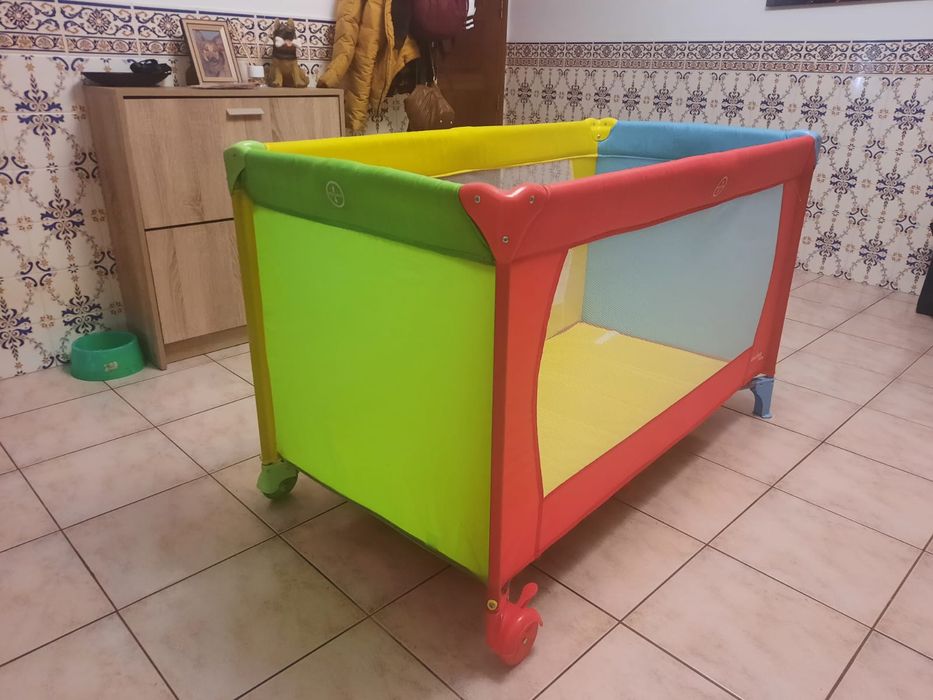 Novo berço de viagem para bebé