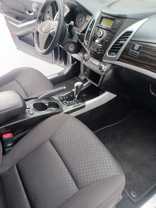 Продаж SsangYong Corando