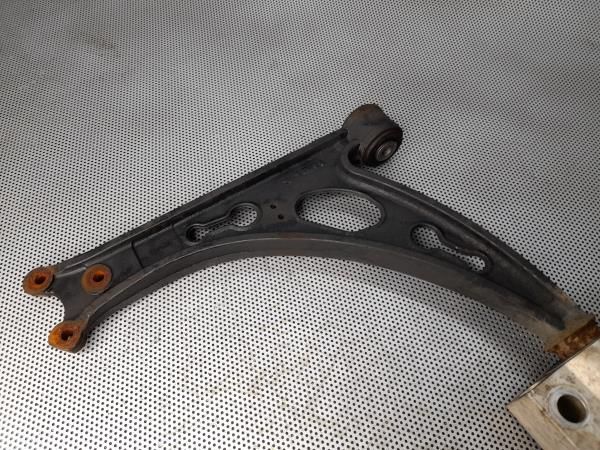 Braço de suspensão frente direito AUDI A3 (8P1)