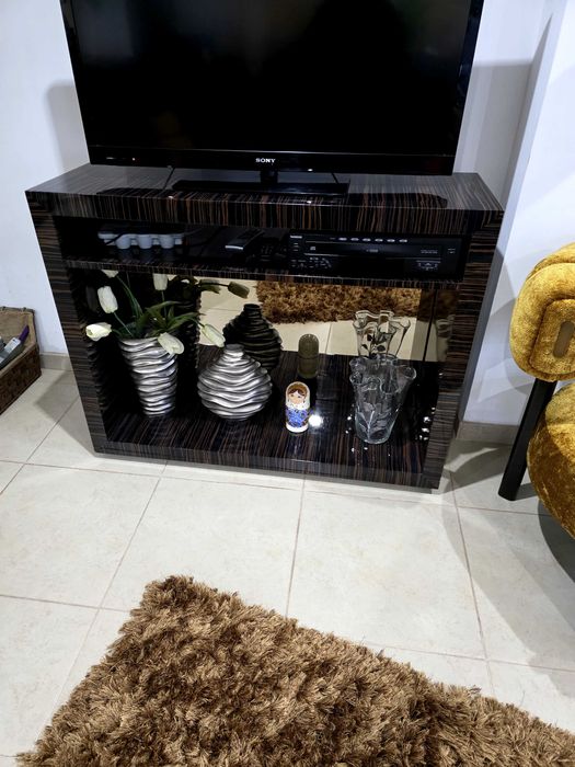 Movel TV com acabamento luxo