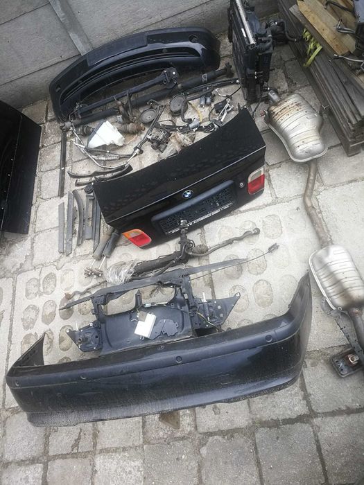 Części do BMW E46 BLACK SAPPHIRE SCHWARZ pozostałość po aucie