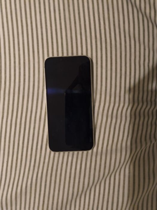 iPhone 13 128gbb