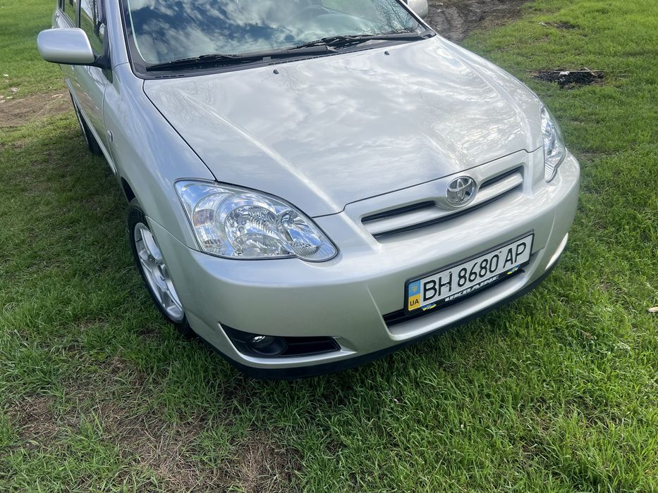 Продам тойоту короллу