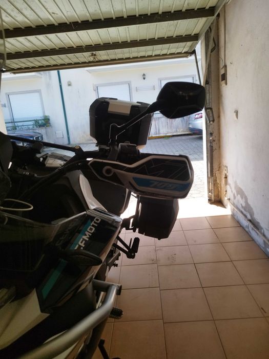 Cf moto 700 MT 2025