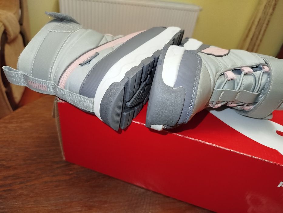 Черевики для дівчинки Puma
