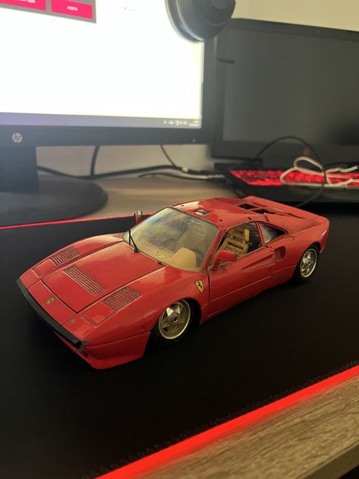 Ferrari  GTO (1984) Burago