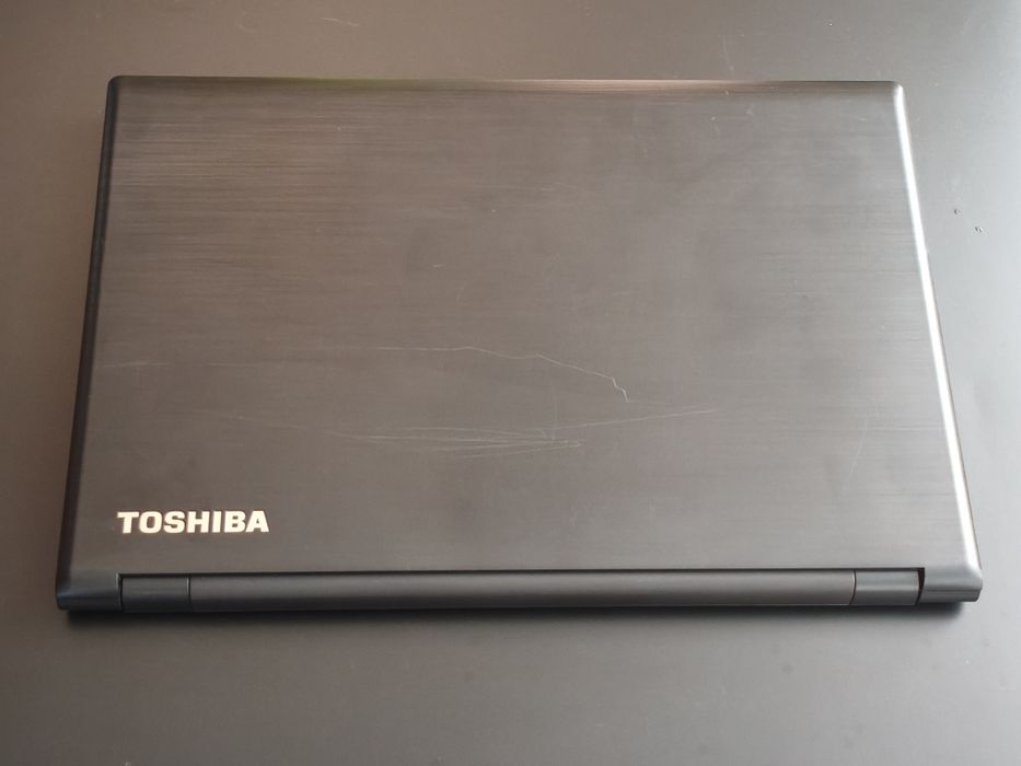 *Win10* Portátil Toshiba i3, bateria 3h30, 500GB, Bluetooth, Office 2024, teclado novo