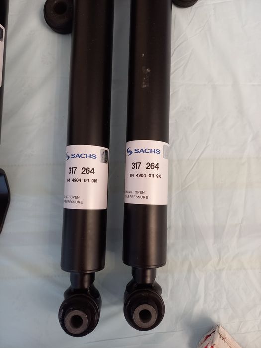 Амортизатор  сакс