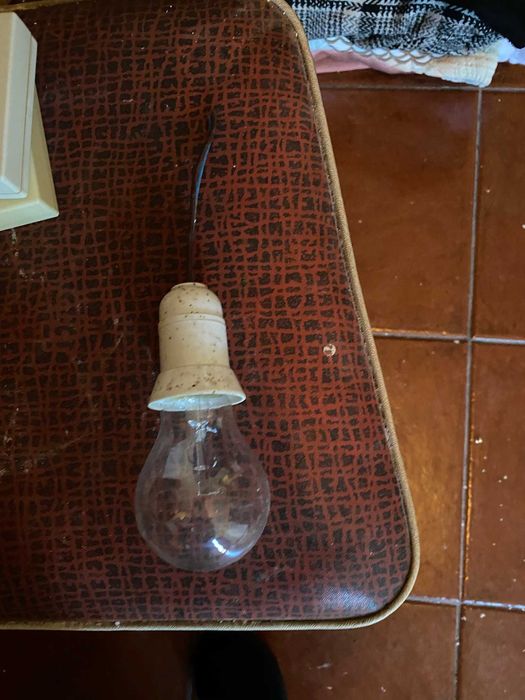 rosca com cabo e lampada para tecto