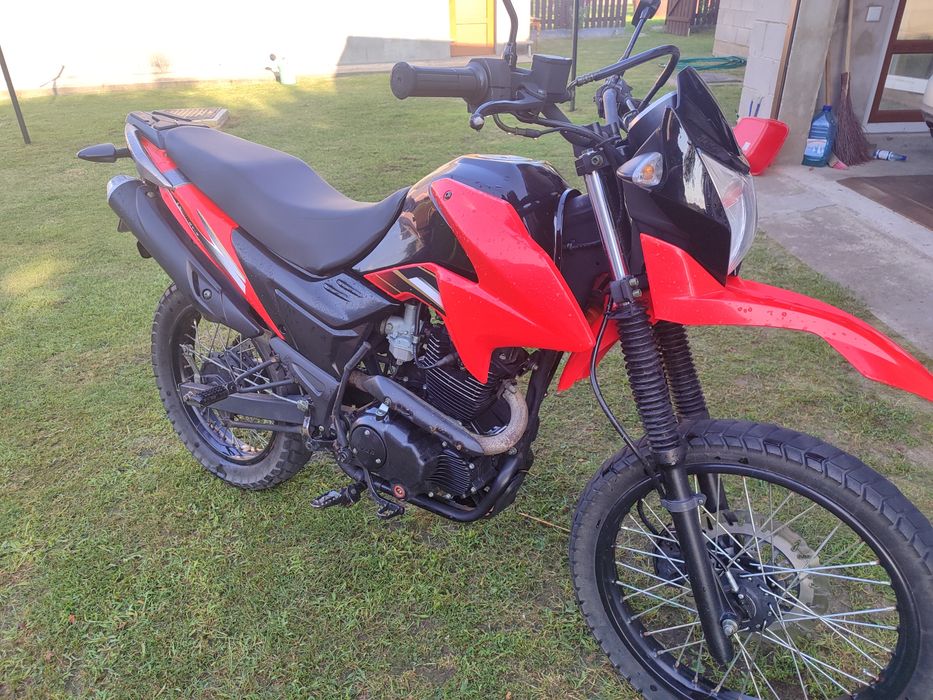 Мотоцикл LONCIN (прус)