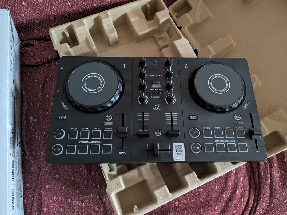 Mesa de DJ.        .