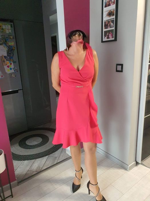 Super elegancka sukienka