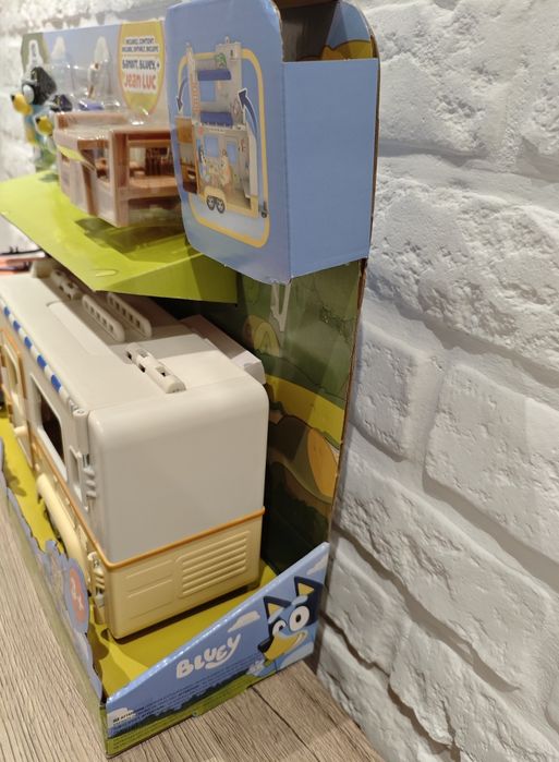 Bluey auto + przyczepa kampingowa kamper ultimate caravan