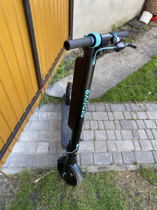Електросамокат Proove Xsiti Pro.