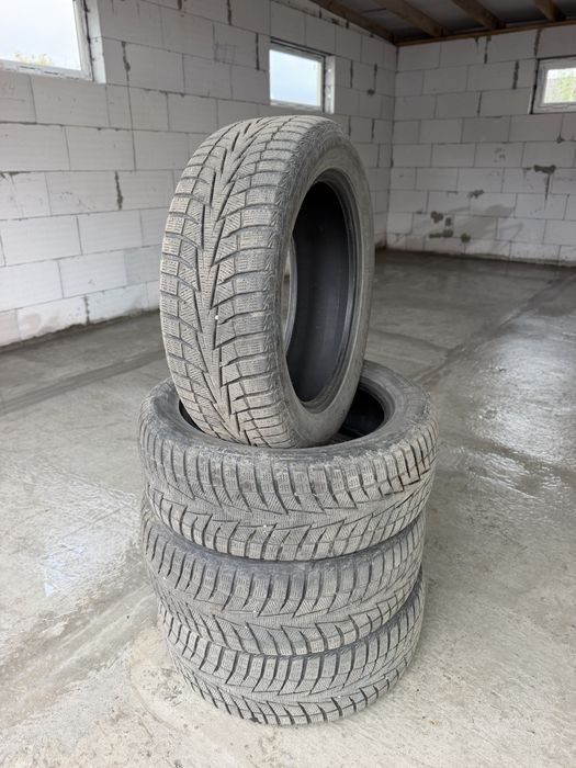 шини Hankook Winter I*Cept X RW10 235/55 R19 101T
