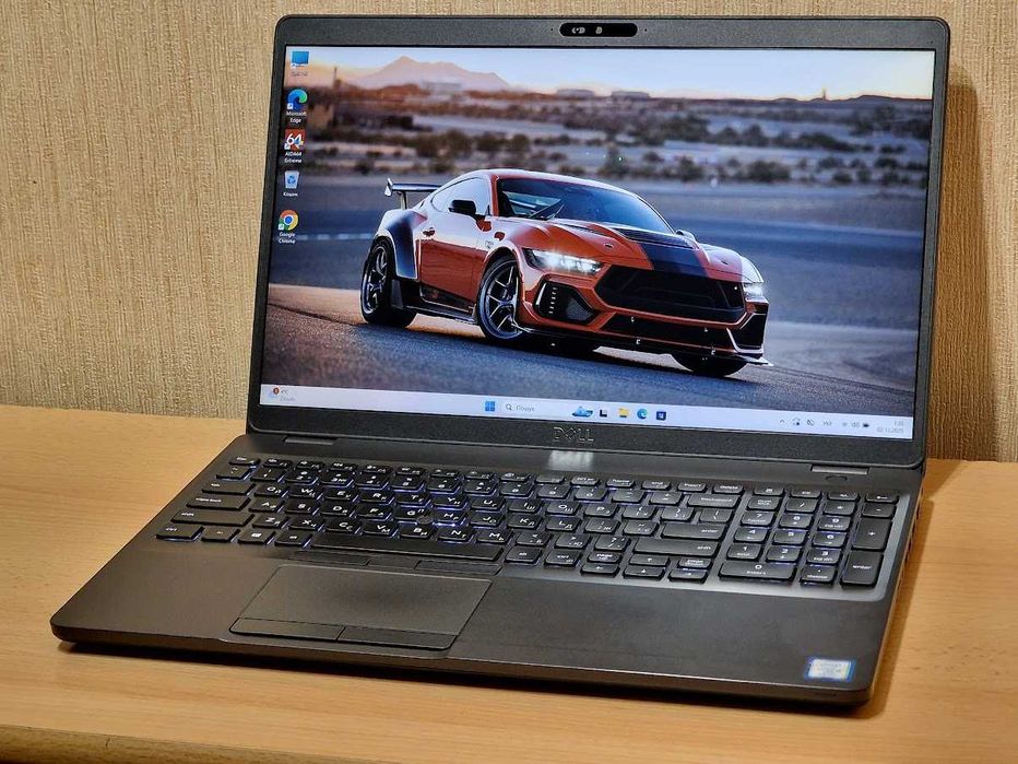 Сучасний ноутбук Dell Latitude 5500 Intel Core i5-8365U RAM 8Gb SSD 128Gb В ідеальному стані. Батарея тримає 7 годин.