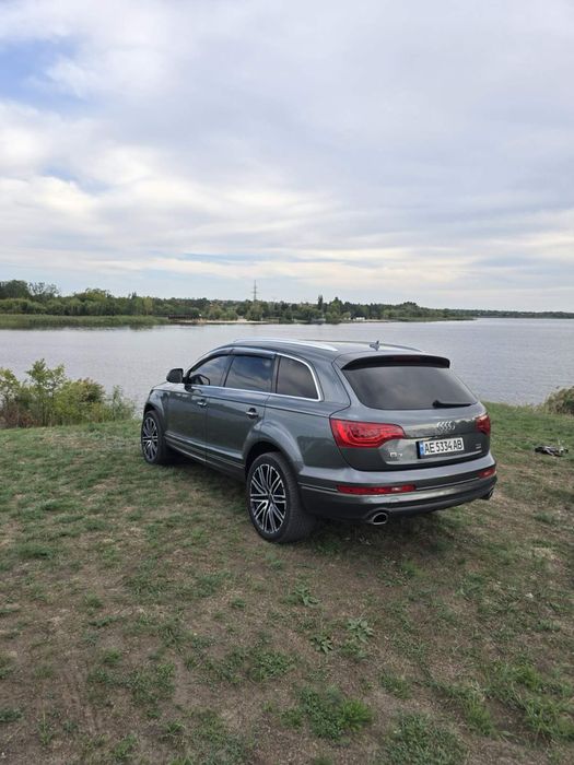 Продам  Audi Q7 у відмінному стані