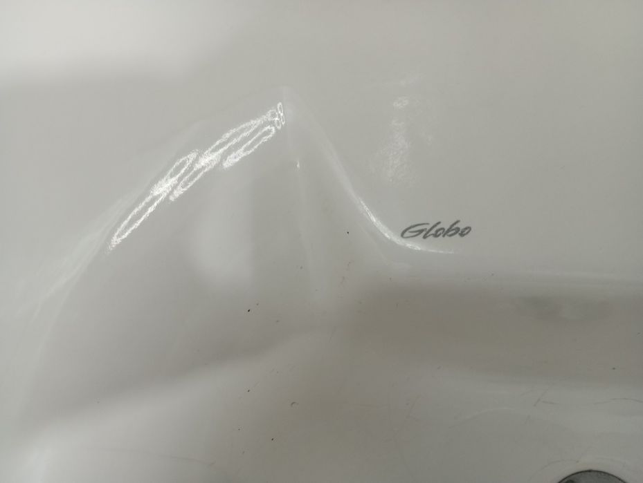 Продам раковину Globo 100×54 см.