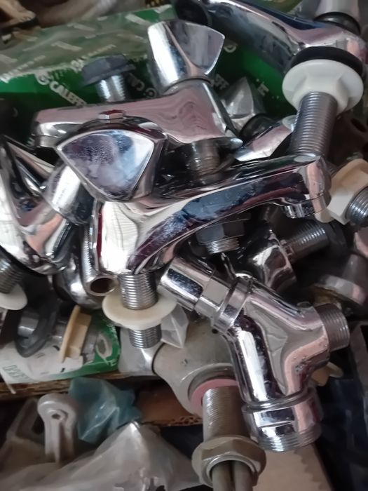 Material torneiras
