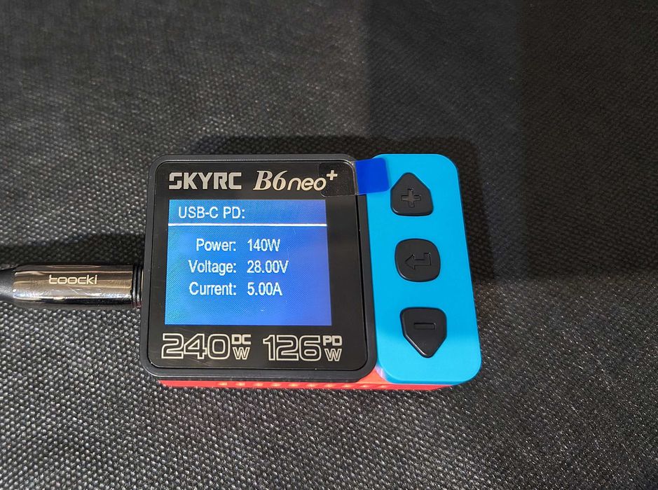 Новинка! Оновлений SkyRc B6neo+