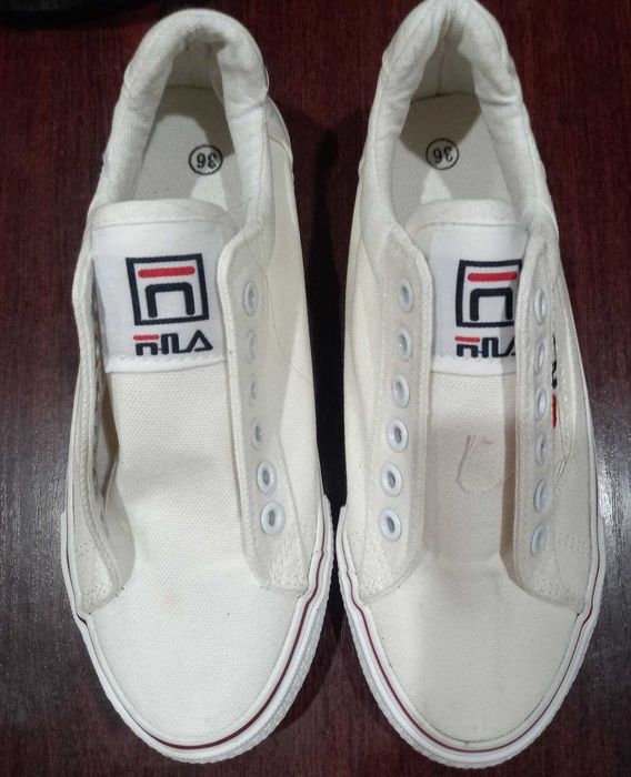 Кеды для девочки новые 36 размер.