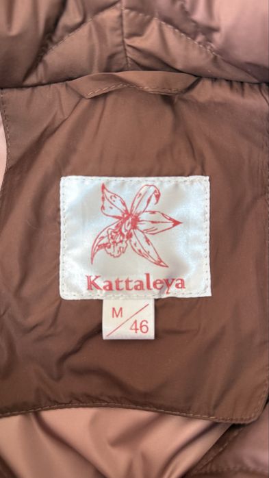 Жіноча весняна/демісезонна куртка Kattaleya р М