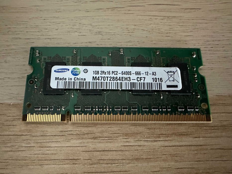 Samsung RAM Memory PC2-6400S-666-12-A3 1GB64751567316355120