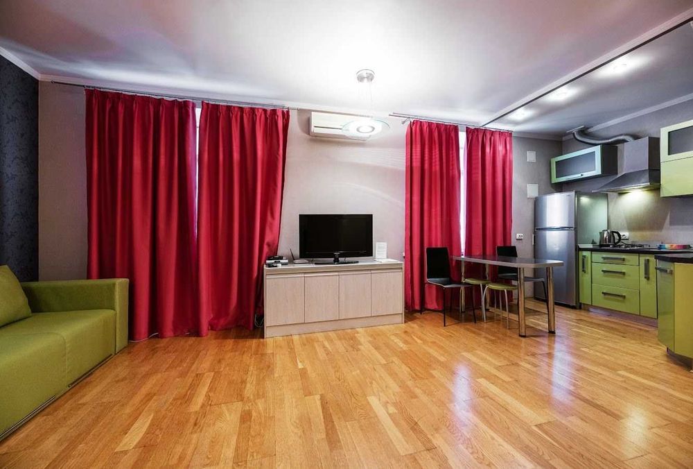 Посуточно Басейная 17 Центр и Есть Варианты Квартир по Киеву