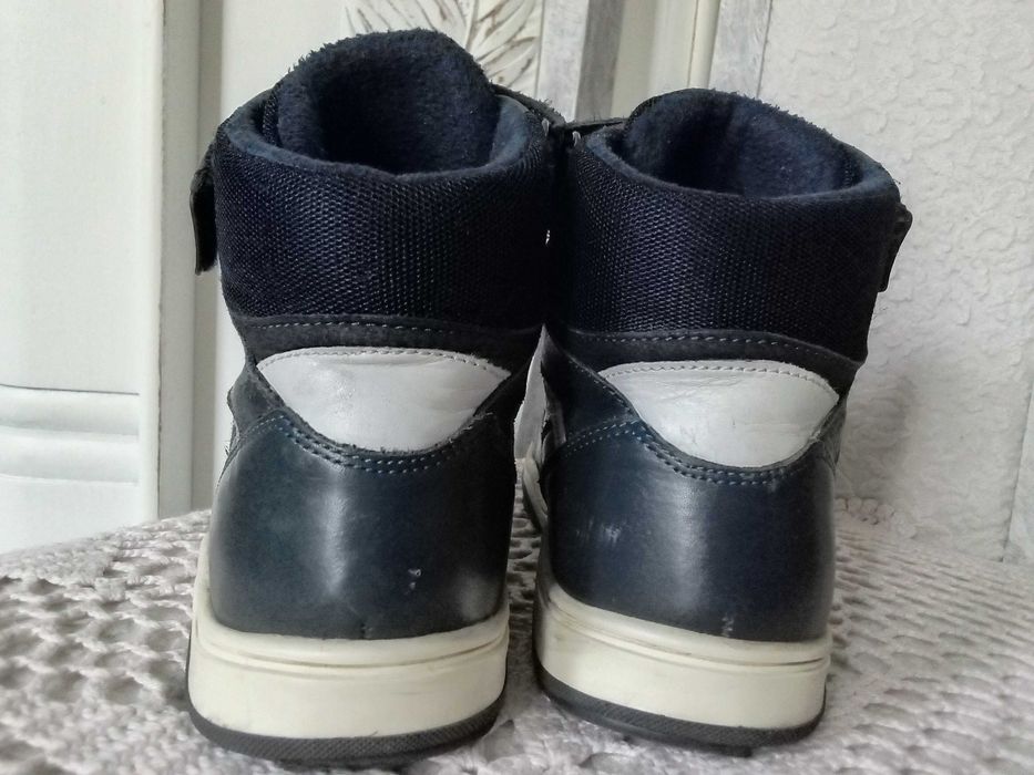 GRATIS skórzane Lasocki buty zimowe dziecięce chłopięce ocieplane 34