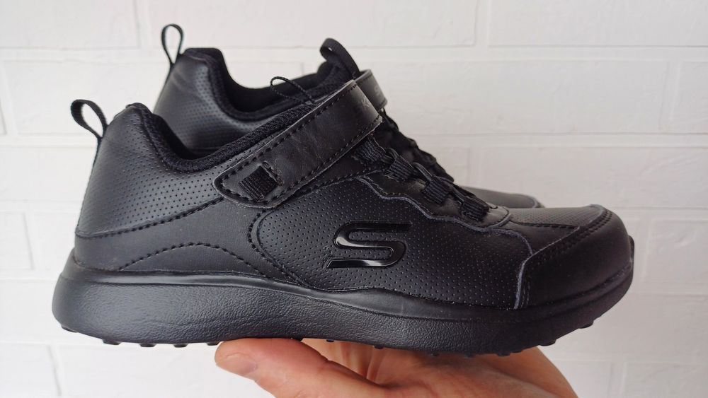 Кросівки, кросовки Skechers