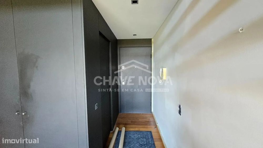 Apartamento Duplex com Varanda Quinta do Cravel-MTS/03870/MH