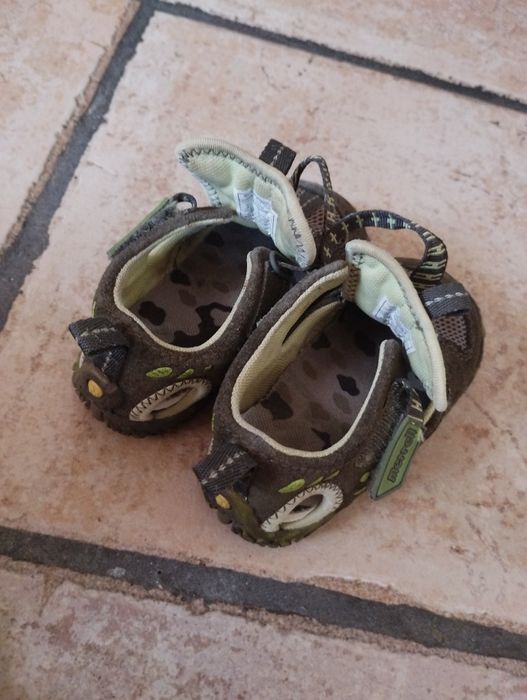 Sandálias Merrell 22